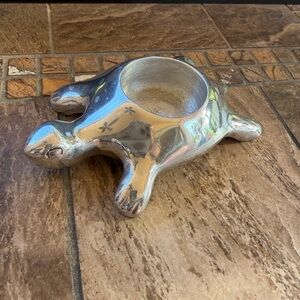 Silver metal turtle tealight holder